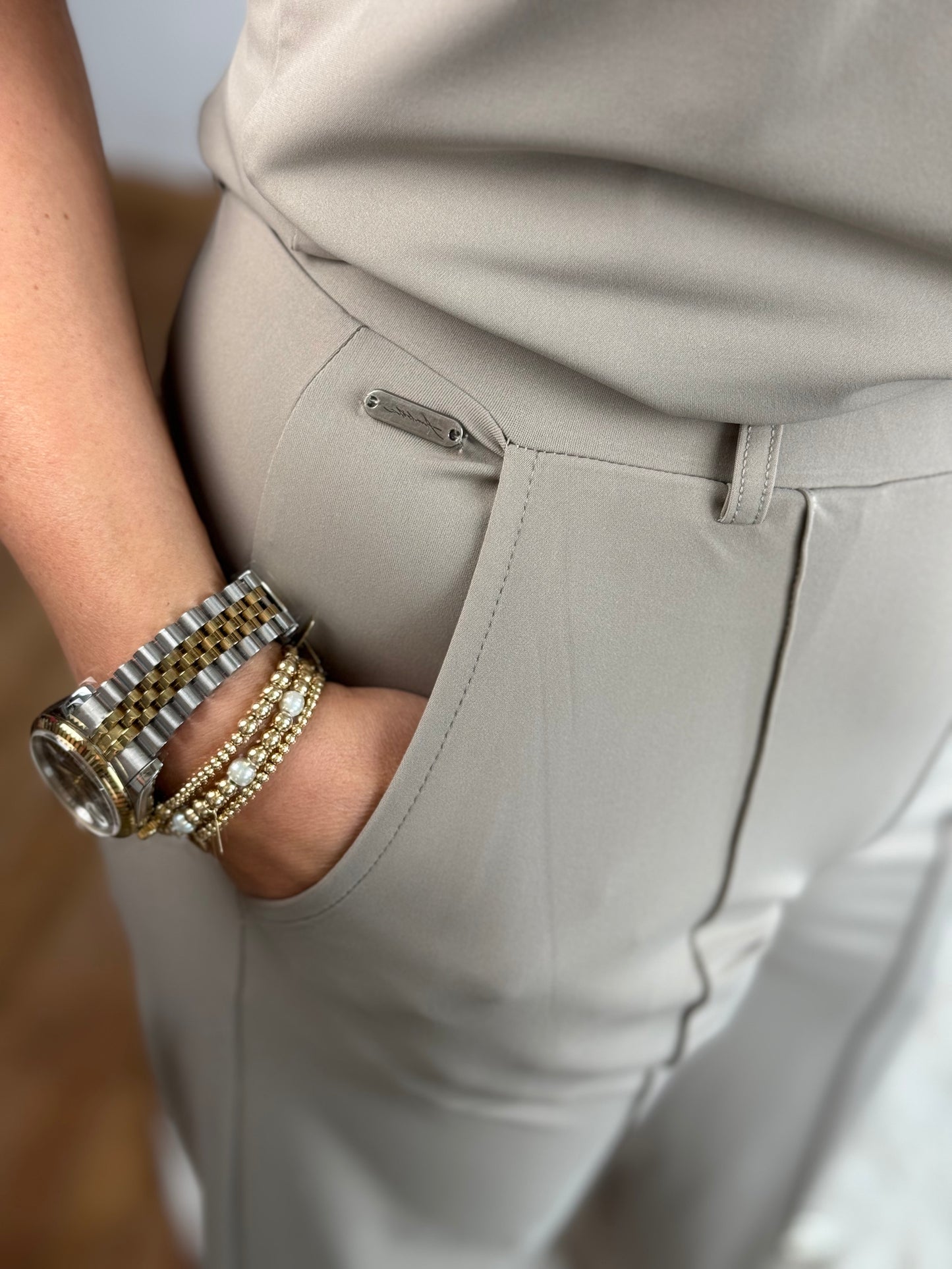 Travel top Ambika taupe