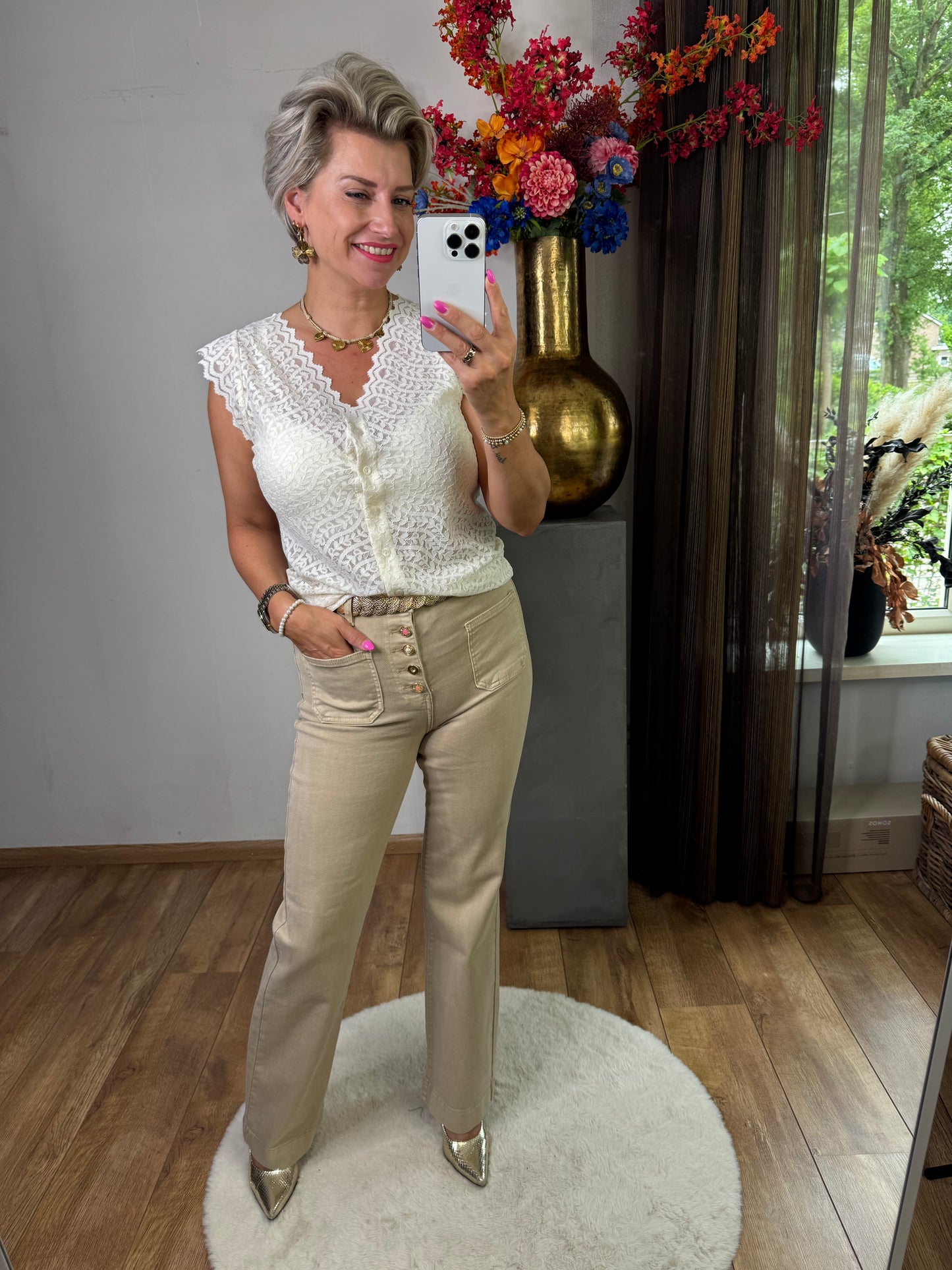 Jeans beige button