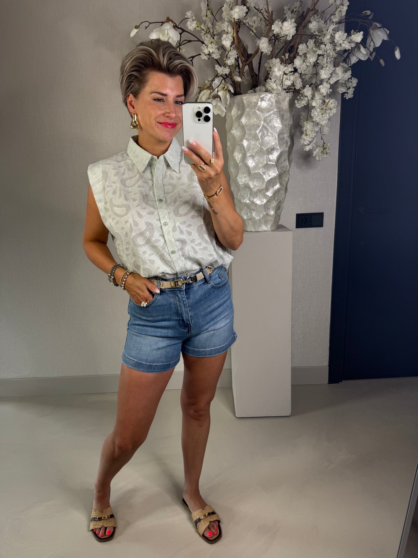 Blouse mouwloos groen