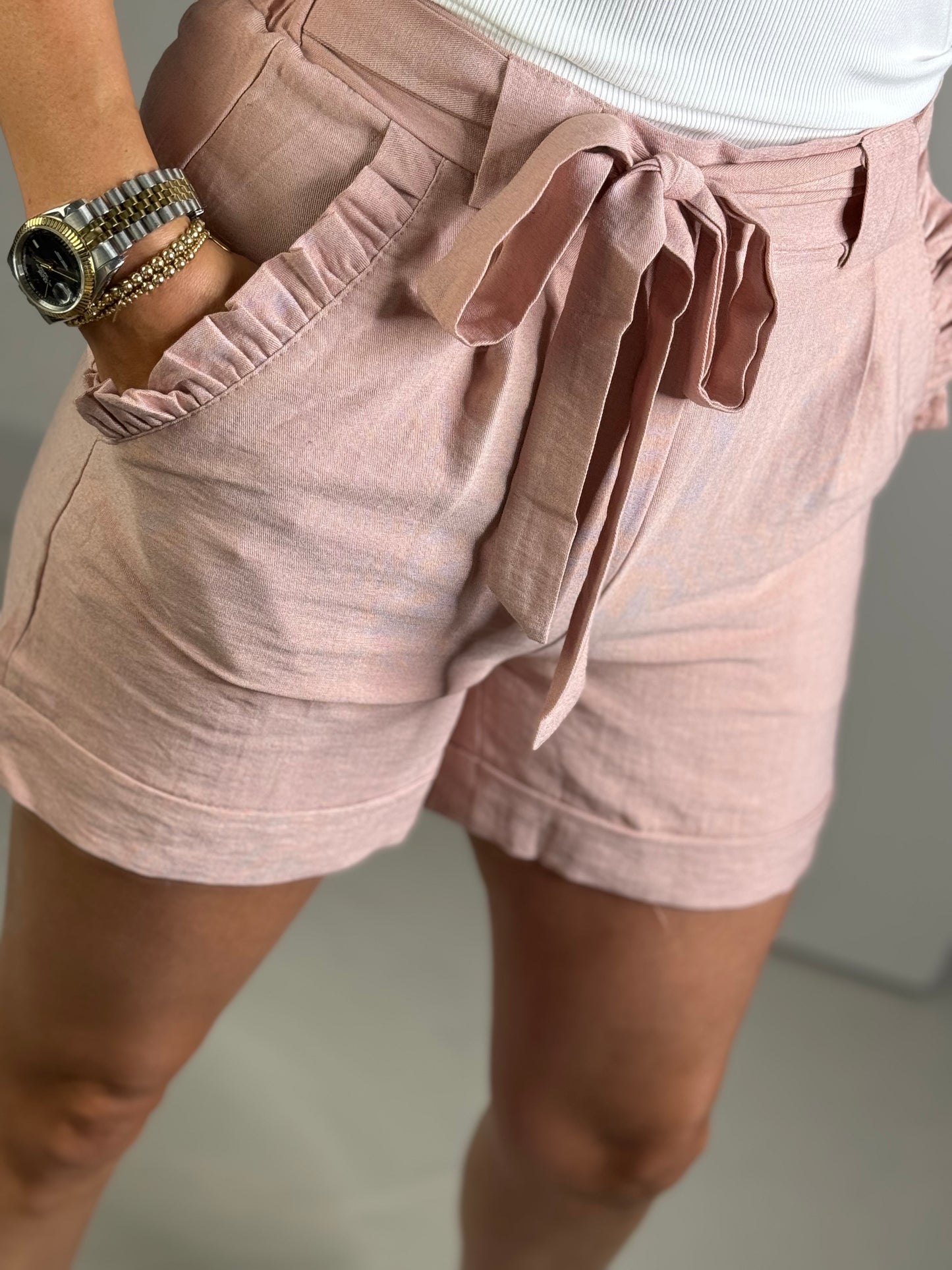 Shortje linnen look blush