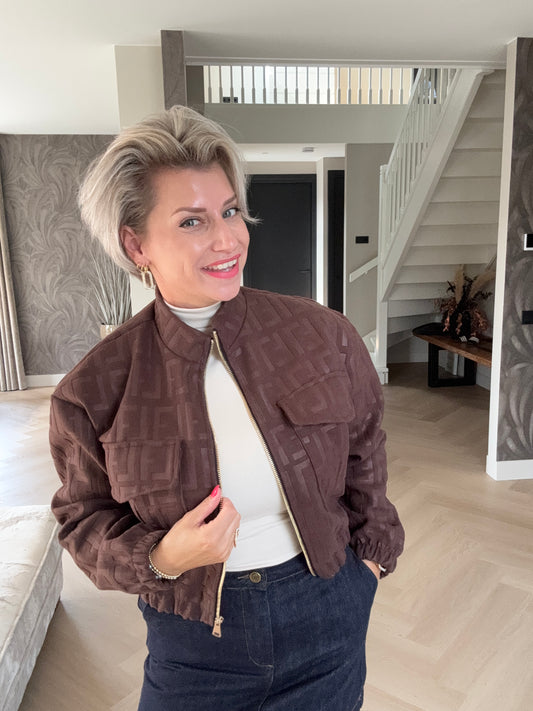 Jasje Chloè bruin