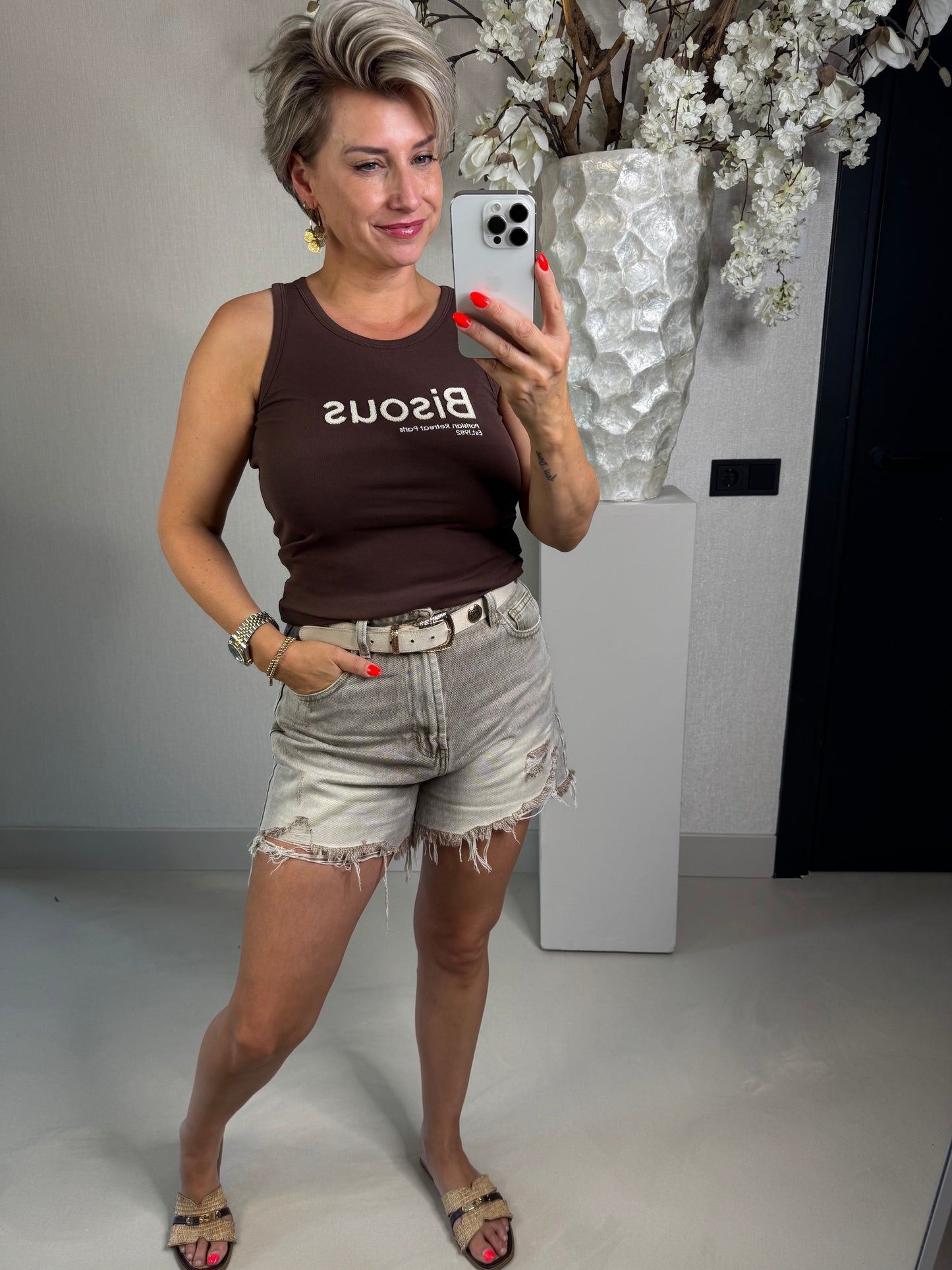 Top Bisous bruin