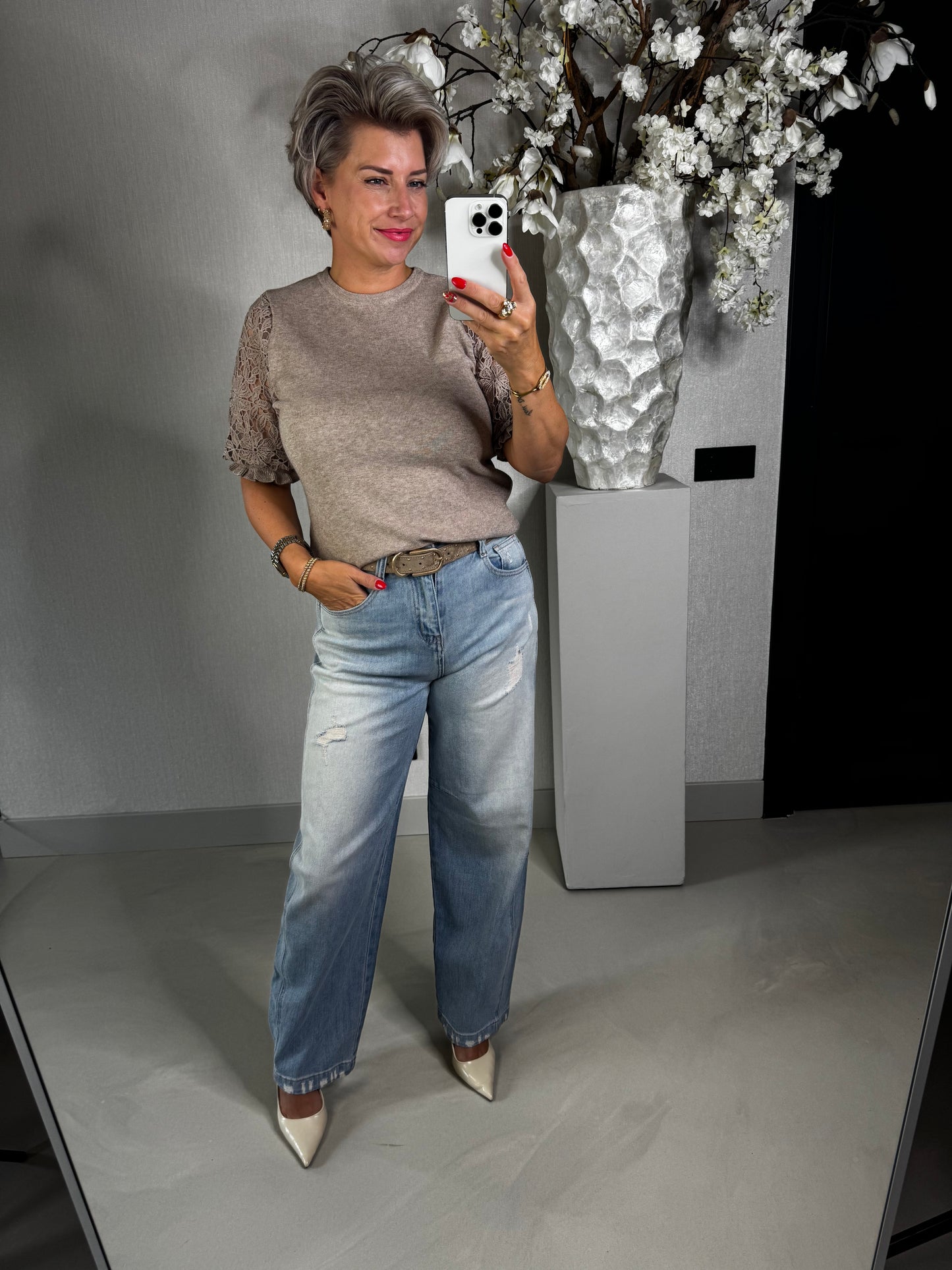 Top taupe kanten mouw