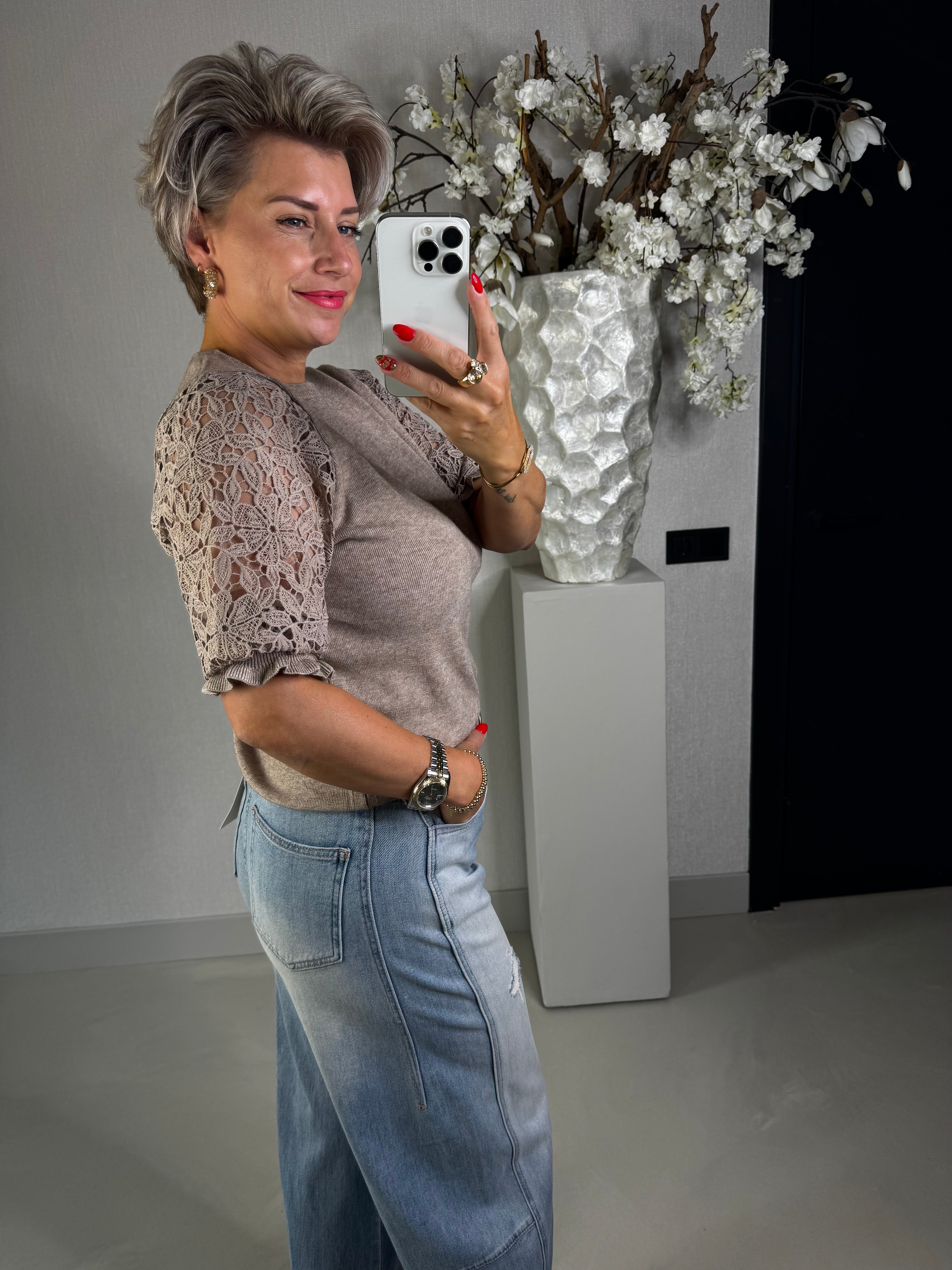 Top taupe kanten mouw