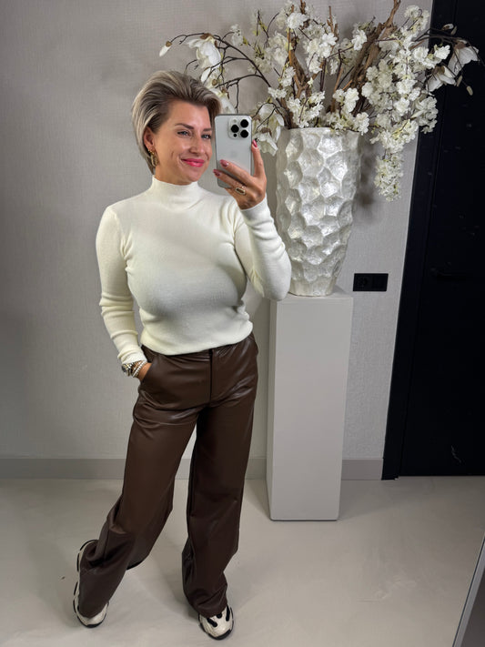Wide leg leather bruin