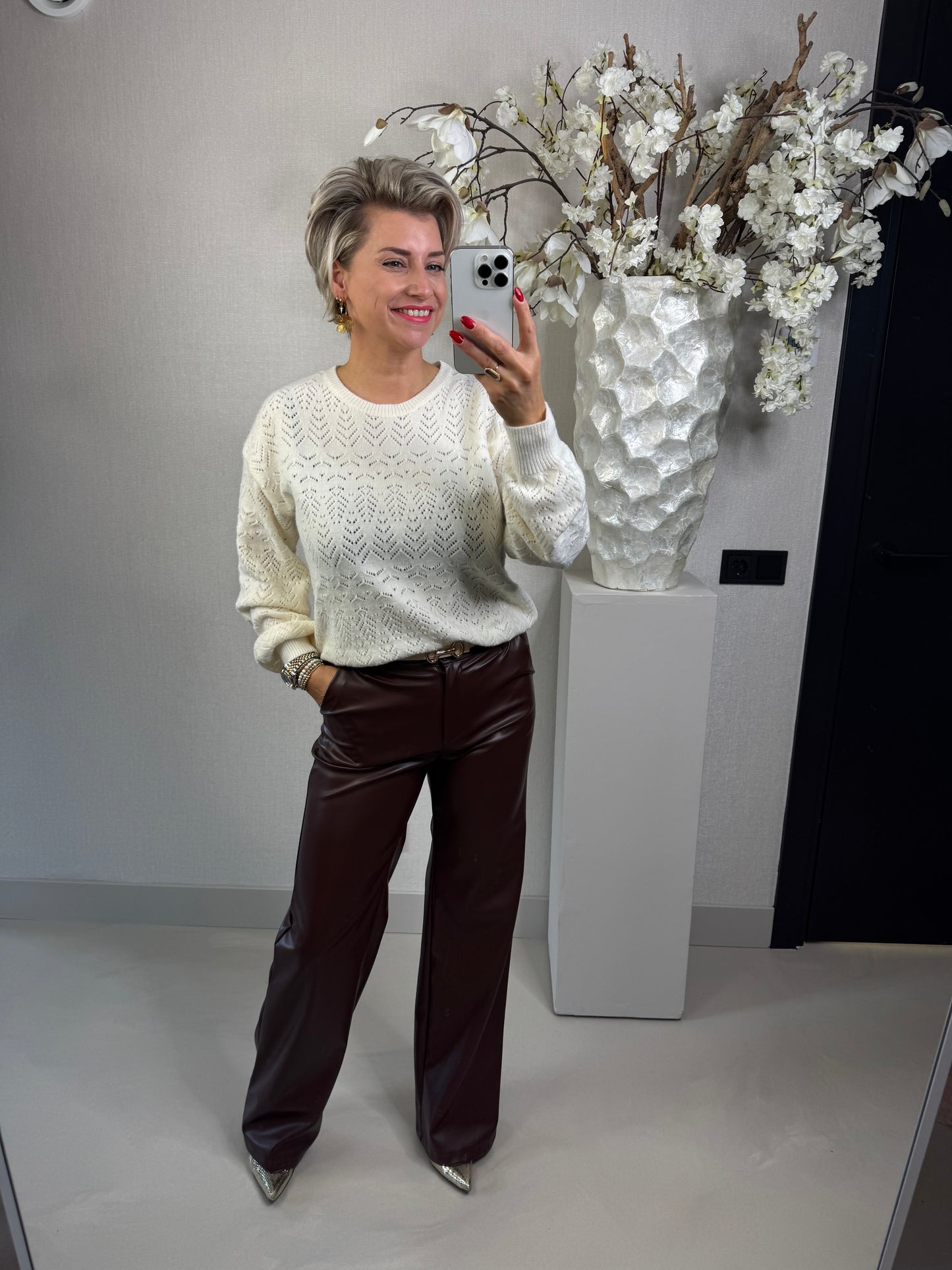 Wide leg leather bruin