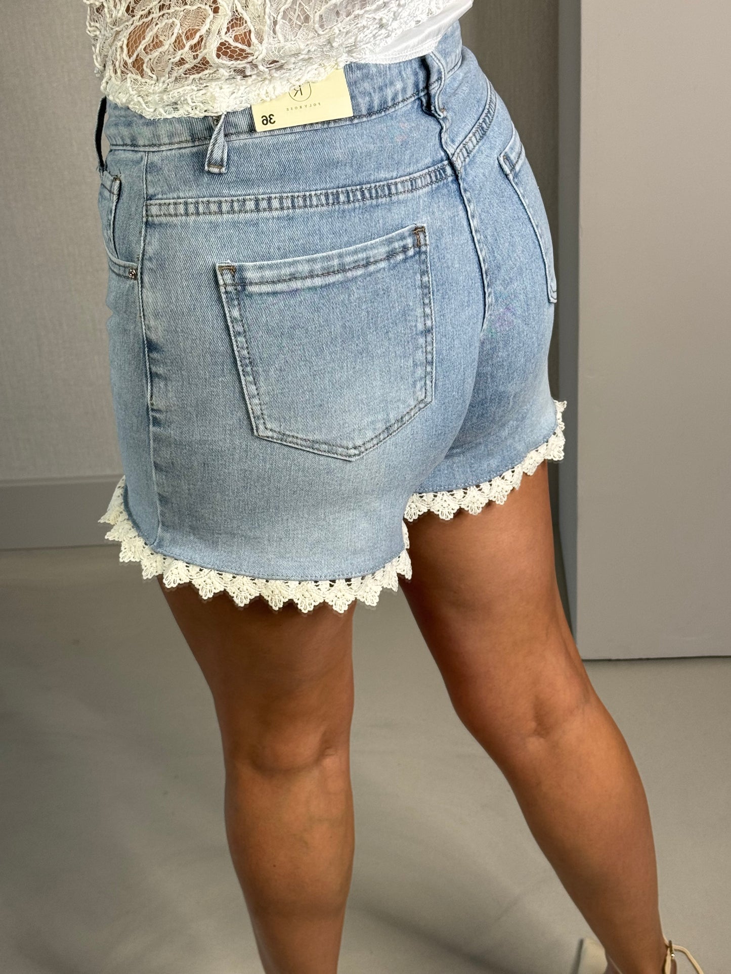 Jeans short broderie