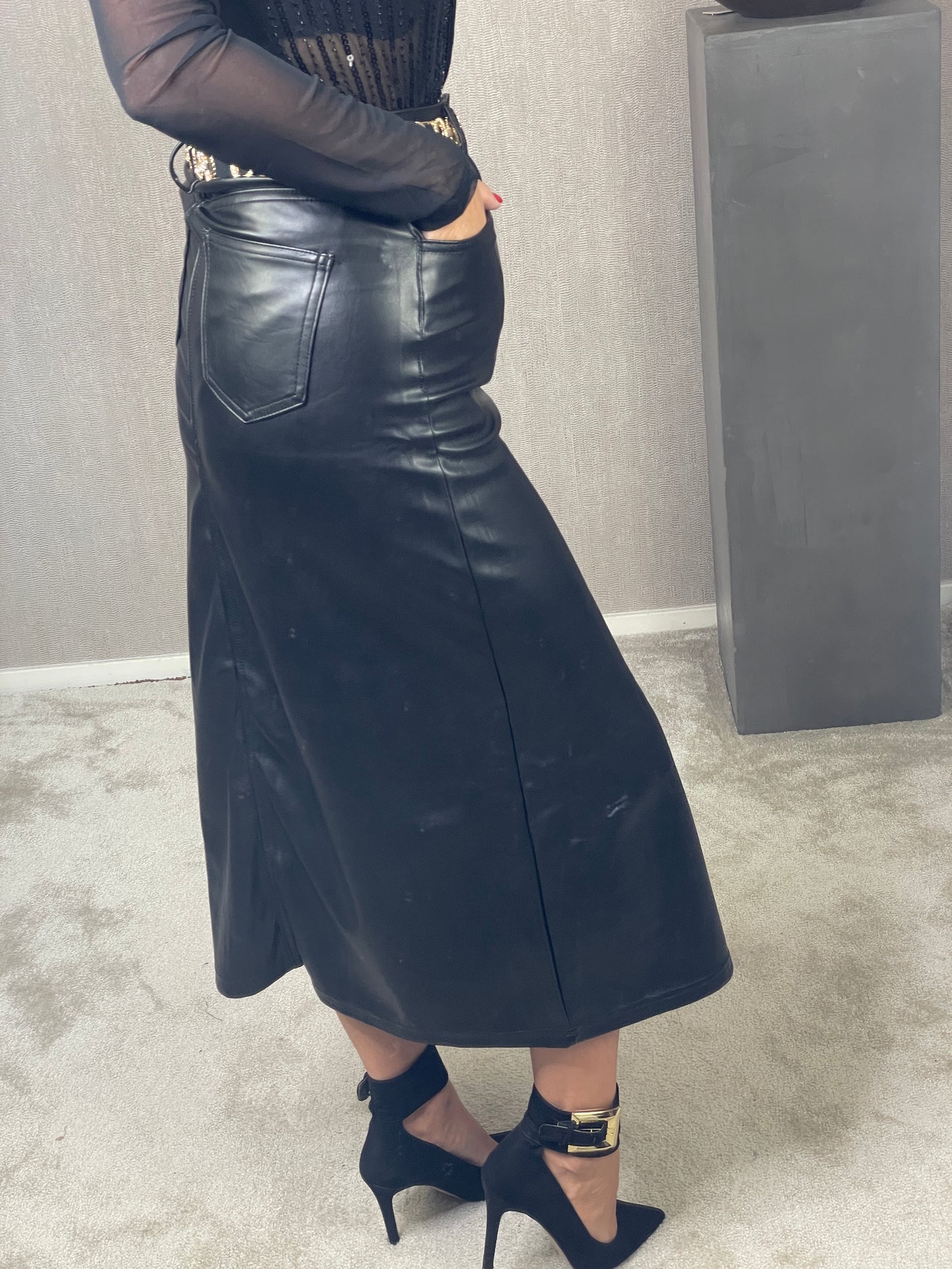 Rok leather look