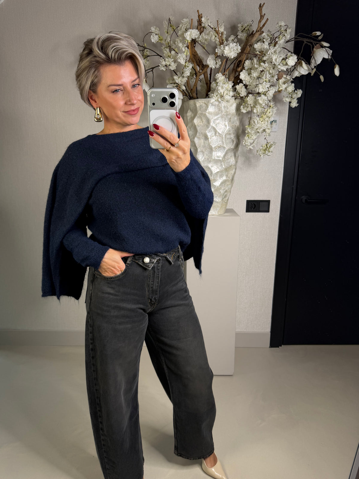 Trui blauw cape detail