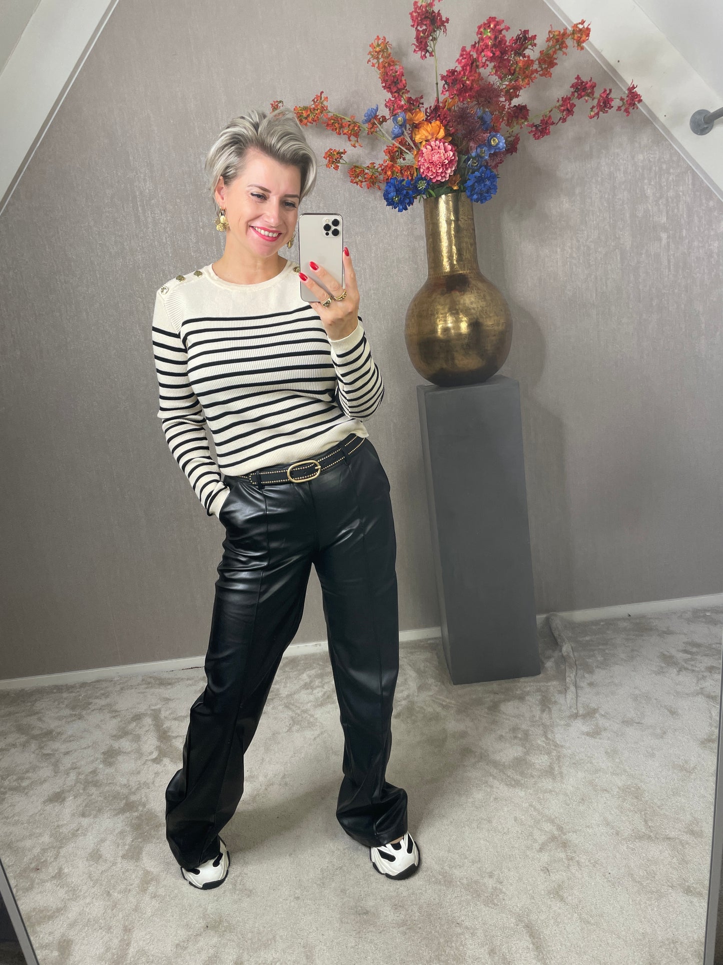 Wide leg leather look